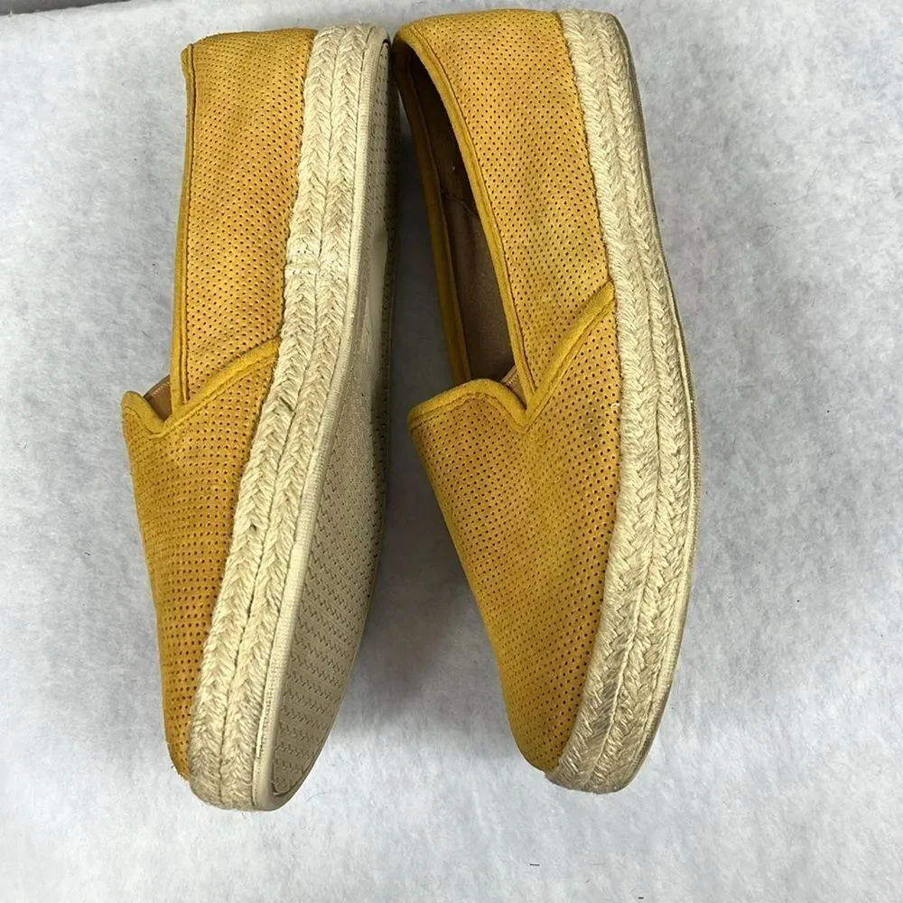 Clarks‎ Suede Soft Cushion Slip On Espadrille Shoes Womens Size 9 Mustard Yellow